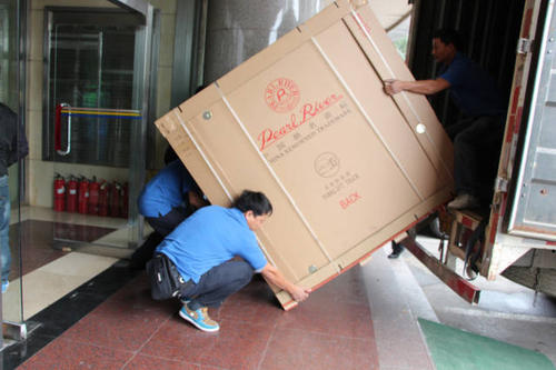 保德钢琴贵重工艺品无忧运